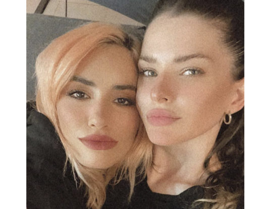 Lali y la China Suárez juntas en el show de Mau y Ricky