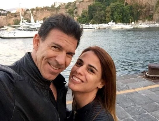 La historia de amor de Marina Calabró y Martín Albrecht: se conocieron en la tele y ella dice que "se lo dejó" su papá antes de morir para que la acompañe