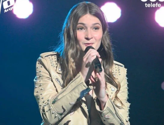 Quién es Magdalena Cullen, la participante de La Voz Argentina que hizo llorar a Abel Pintos: tiene 20 años, toca la guitarra desde los 6 años y tuvo un grupo de folklore con sus 3 hermanas