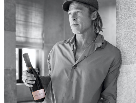 Brad Pitt continúa triunfando en el mundo del vino: ahora lanzó un espumante rosado de alta gama