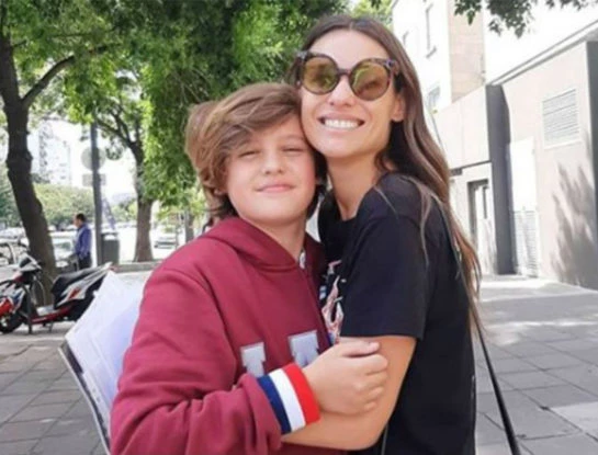 La revelación de Pampita sobre la nueva faceta de Bautista Vicuña como modelo