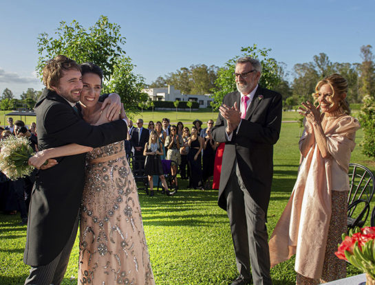 Las fotos del increíble casamiento campestre de Marina, la hija de Benito Fernández: "Un día de muchas emociones... Entrar con ella, hacerle el vestido de novia, ver su cara de felicidad"