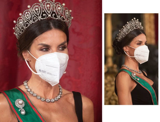 Letizia sorprendió con su look de gala donde vuelve a llevar una corona
