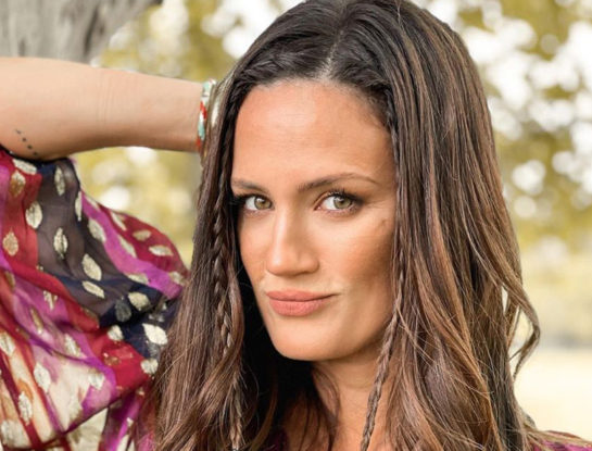 Paula Cháves eligió un look folk chic para la final de Bake Off