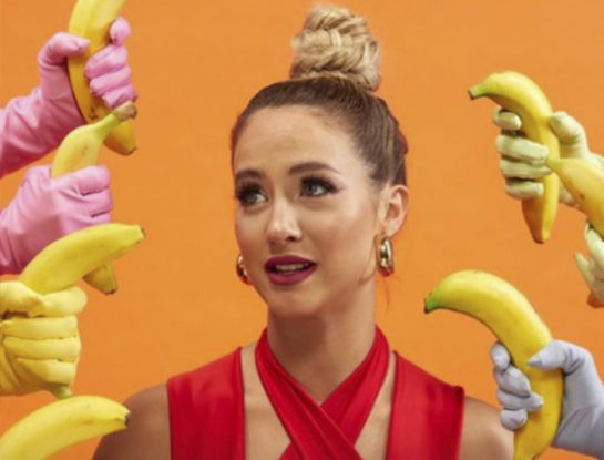 Flor Vigna debutó como cantante y Luciano Castro no se quedó afuera: mirá el video