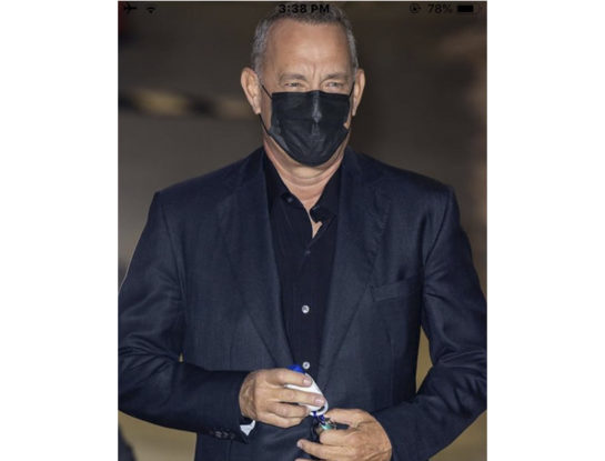 Tom Hanks se "coló" en una boda y enloqueció a las novias y a los invitados