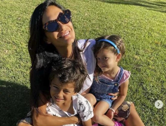 Las fotos del emotivo reencuentro de Silvina Escudero con su hermana y sus sobrinos a un año de la mudanza a Uruguay