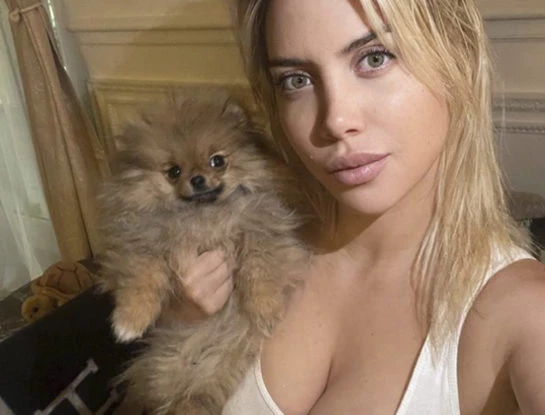 Wanda Nara mostró el lujoso living y comedor de su casa en París: muy chic