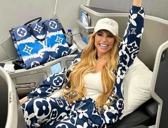 Cuánto sale el bolso Louis Vuitton que Victoria Xipolitakis usó en su viaje a Miami