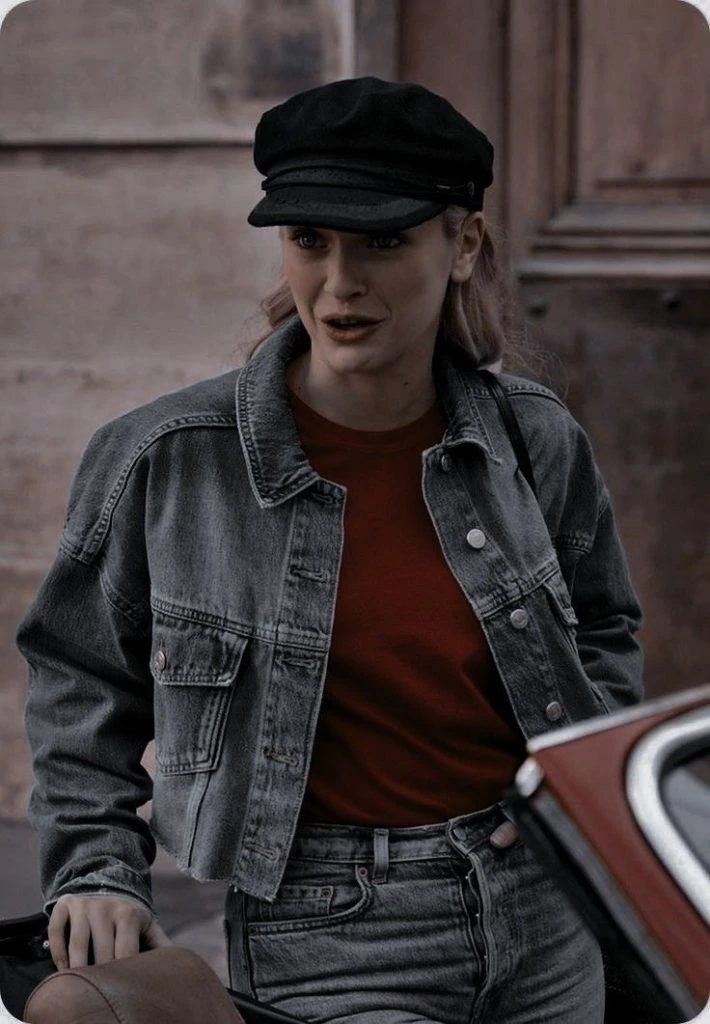 Radiografía fashion de Camille de Emily in Paris