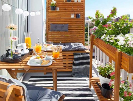 El balcón: ideas para reconvertirlo con poco presupuesto y sin obras