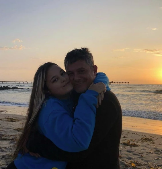 Alejandro Sanz y su hija Manuela