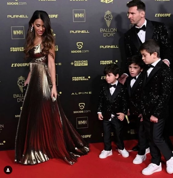 Antonela Roccuzzo espléndida por Dior