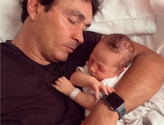 ¡Muy tierno! Sebastián Estevanez compartió el primer video de Faustino, su hijo recién nacido