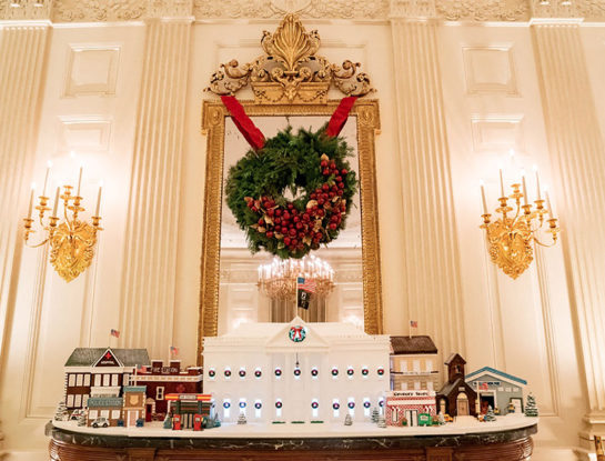 La Navidad llegó a la Casa Blanca con una decoración espectacular