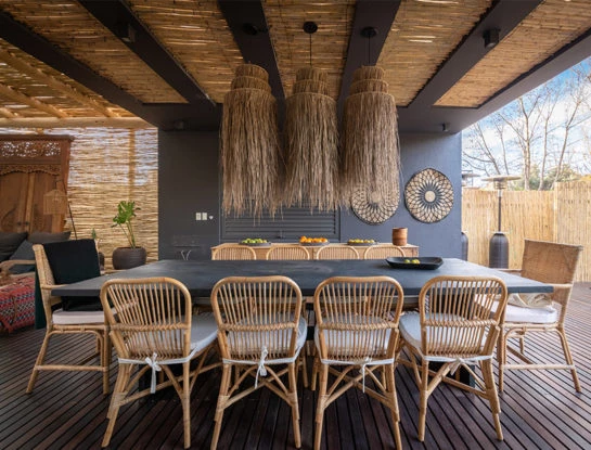 Recorremos una casa en Córdoba con una decoración ecléctica y relajada