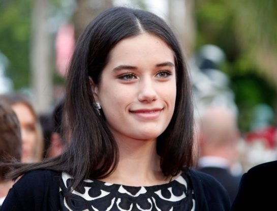 Ella Bleu, la hija de John Travolta y Kelly Preston, tuvo una vida marcada por la tragedia