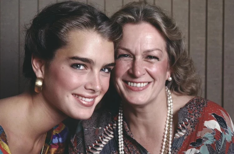 Brooke Shields y su madre