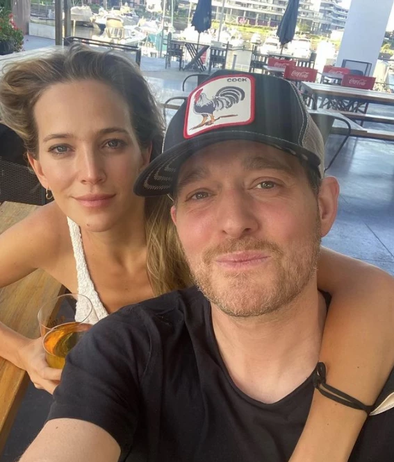 MICHAEL BUBLE Y LUISANA LOPILATO