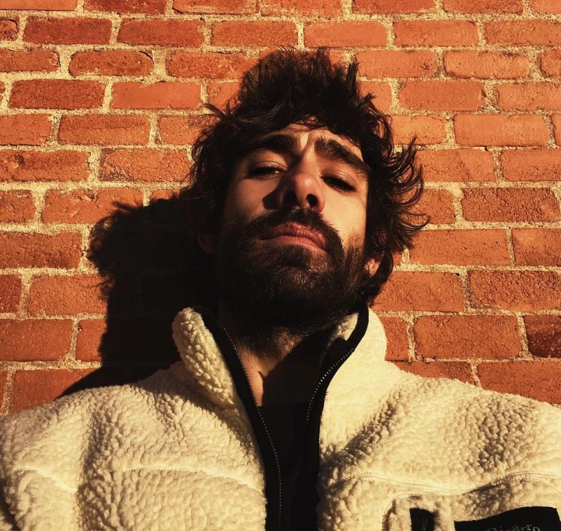 Armando Mena Navareño es el nuevo novio de la China Suárez