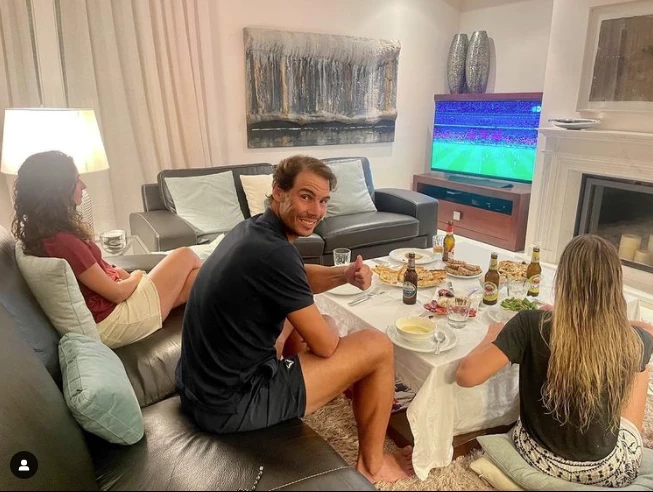 RAFA NADAL EN SU CASA