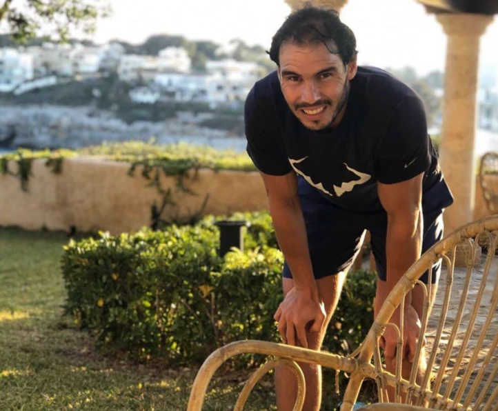RAFA NADAL EN SU CASA