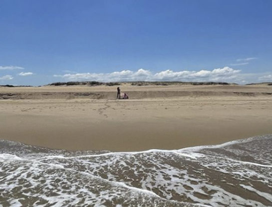 Dolores Barreiro mostró la vista desde la cama donde pasa las vacaciones con su novio en Punta del Este