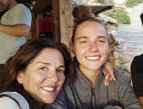 Así esta hoy Fini, la hija de Andrea Frigerio: cambio de look y vacaciones con su mamá en Punta del Este