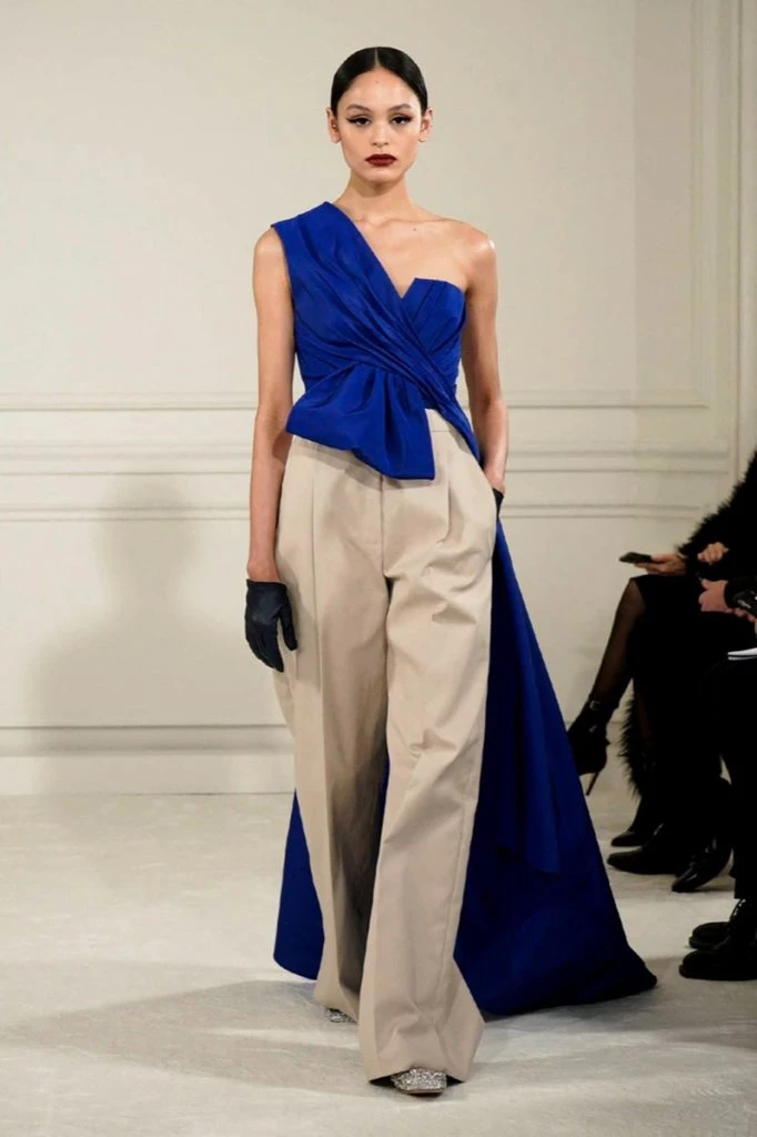 Desfile Valentino Alta Costura Primavera verano 2022