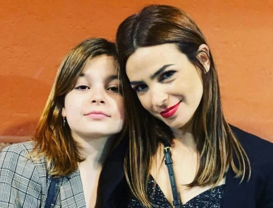 Con solo 12 años, Muna Pauls se distanciará de su mamá, Agustina Cherri, para dar un importantísimo paso en su carrera