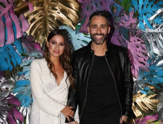 La historia de amor de El Pollo Álvarez y Tefi Russo: se conocieron en 2018, ella no quería saber nada con una relación y hoy están súper enganchados