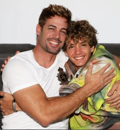 William y Christopher Levy