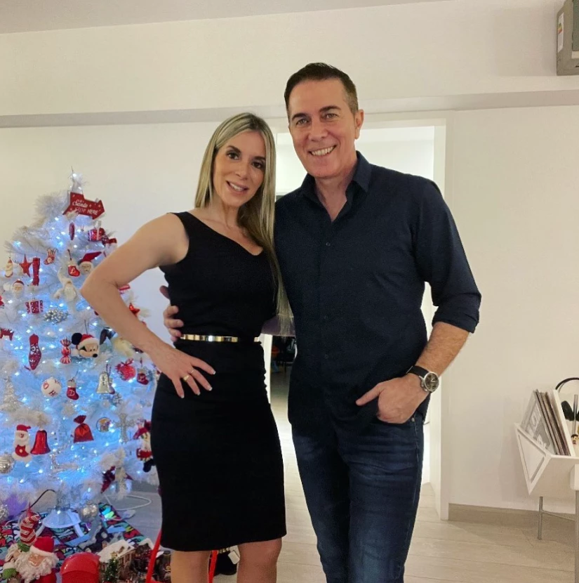 Rodolfo Barili y su pareja