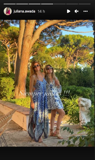 JULIANA AWADA Y VALENTINA BARBIER