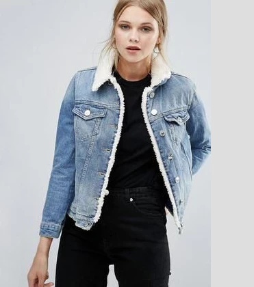 campera de jean con corderito street style