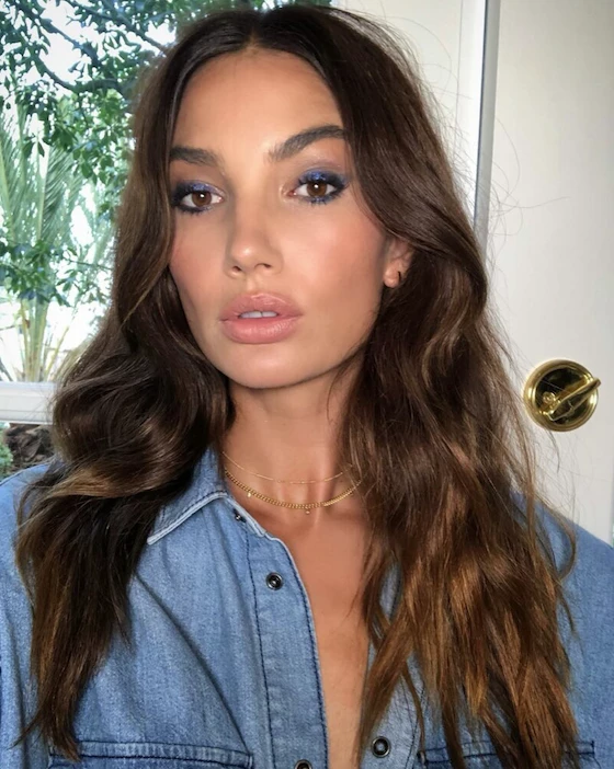 maquillaje para ojos oscuros