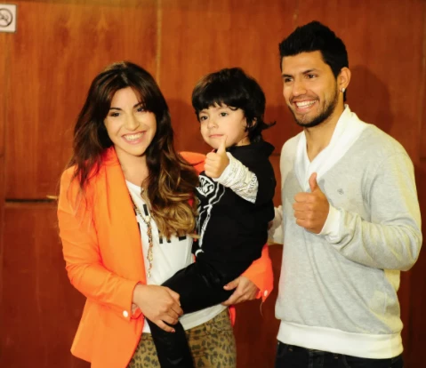 GIANNINA MARADONA Y EL KUN