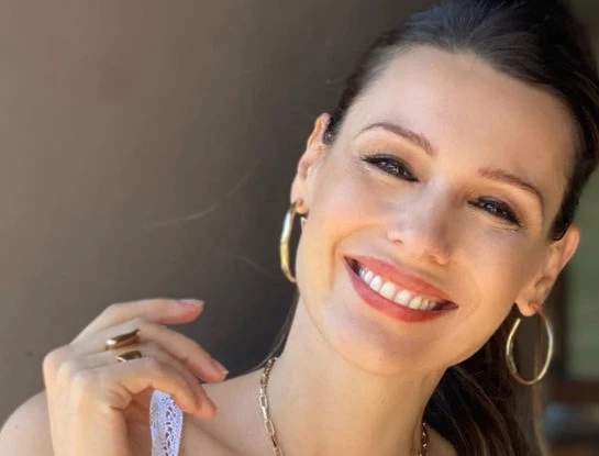 Pampita tiene el equipo perfecto para los días más frescos