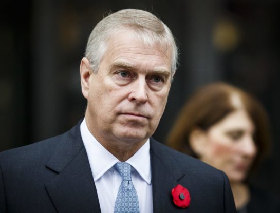 El príncipe Andrés realizará un acuerdo extra judicial con la mujer que lo denunció por abuso sexual