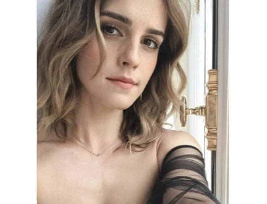 La rutina de skincare de Emma Watson para una piel impecable a los 30