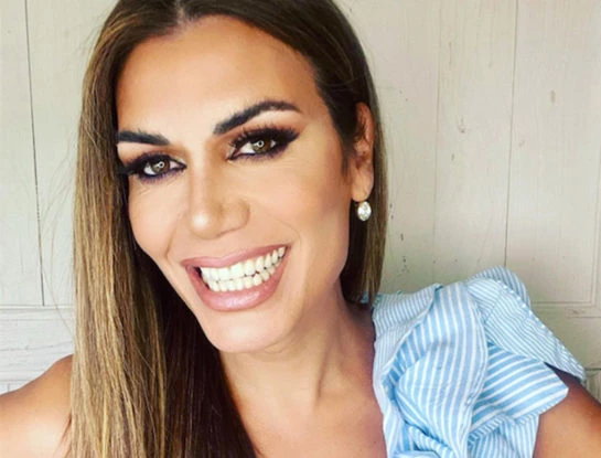El look "office chic" de Flor de la V con el que sorprendió en "Intrusos"