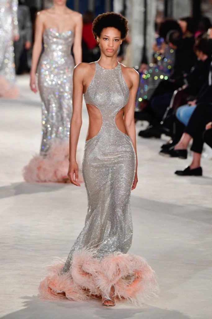 Alejandro Vauthier y sus vestidos delicados perfectos para caminar en la red carpet