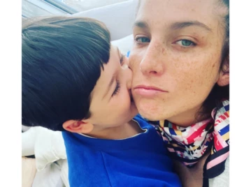 Juana Repetto y su hijo Toro