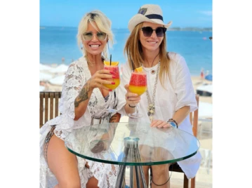 Flor Peña y Analía Franchín