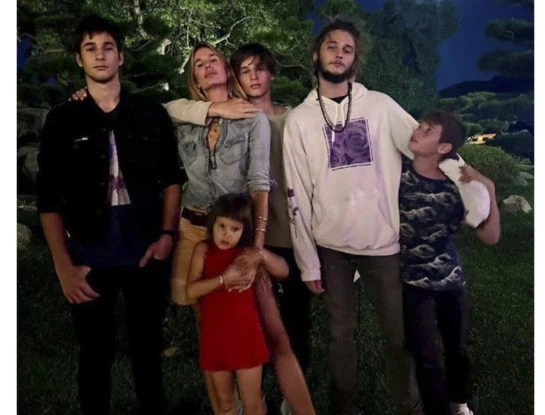Así están Salvador y Milo, los hijos de Dolores Barreiro y Matías Camisani que se perfilan como modelos