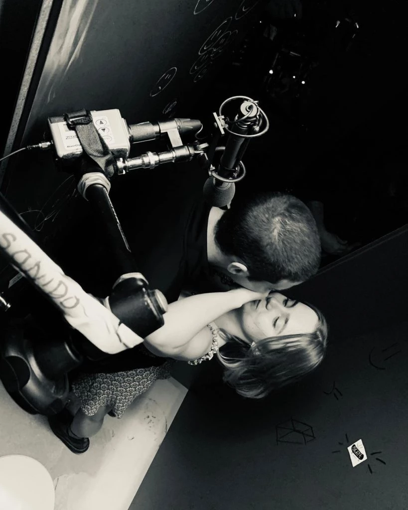 Clara y Julio en pleno rodaje de la película 