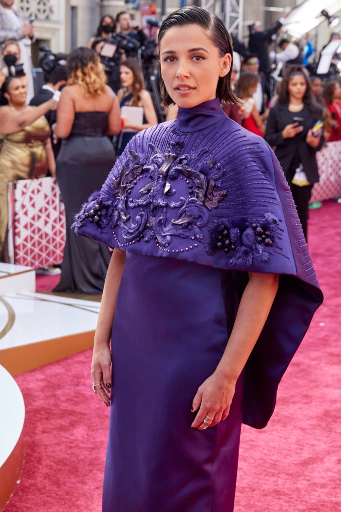 Naomi Scott en los Oscar