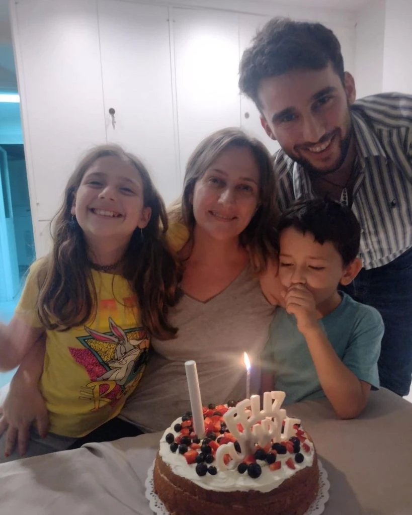 Carmela Bárbaro y sus hijos