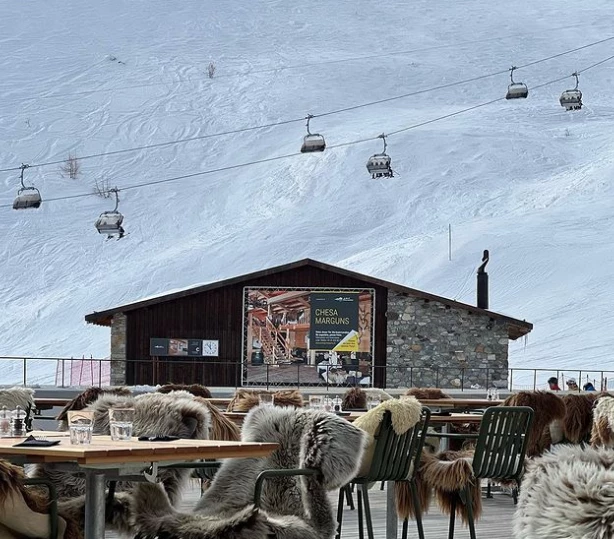 Exclusivo club de esquí Corviglia