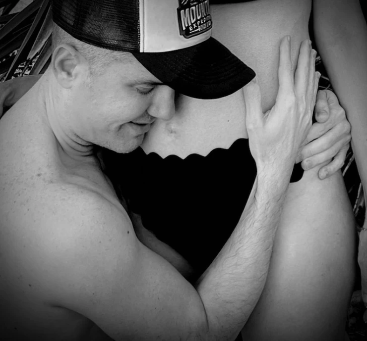 Santiago del Moro y su mujer embarazada